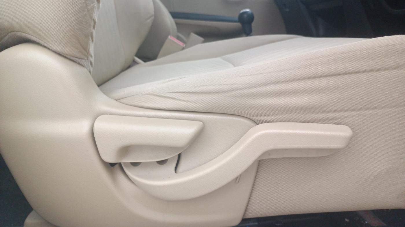2018 Honda Brio S(O) MT, Petrol, Manual, 53,458 km, Driver Side Adjustment Panel