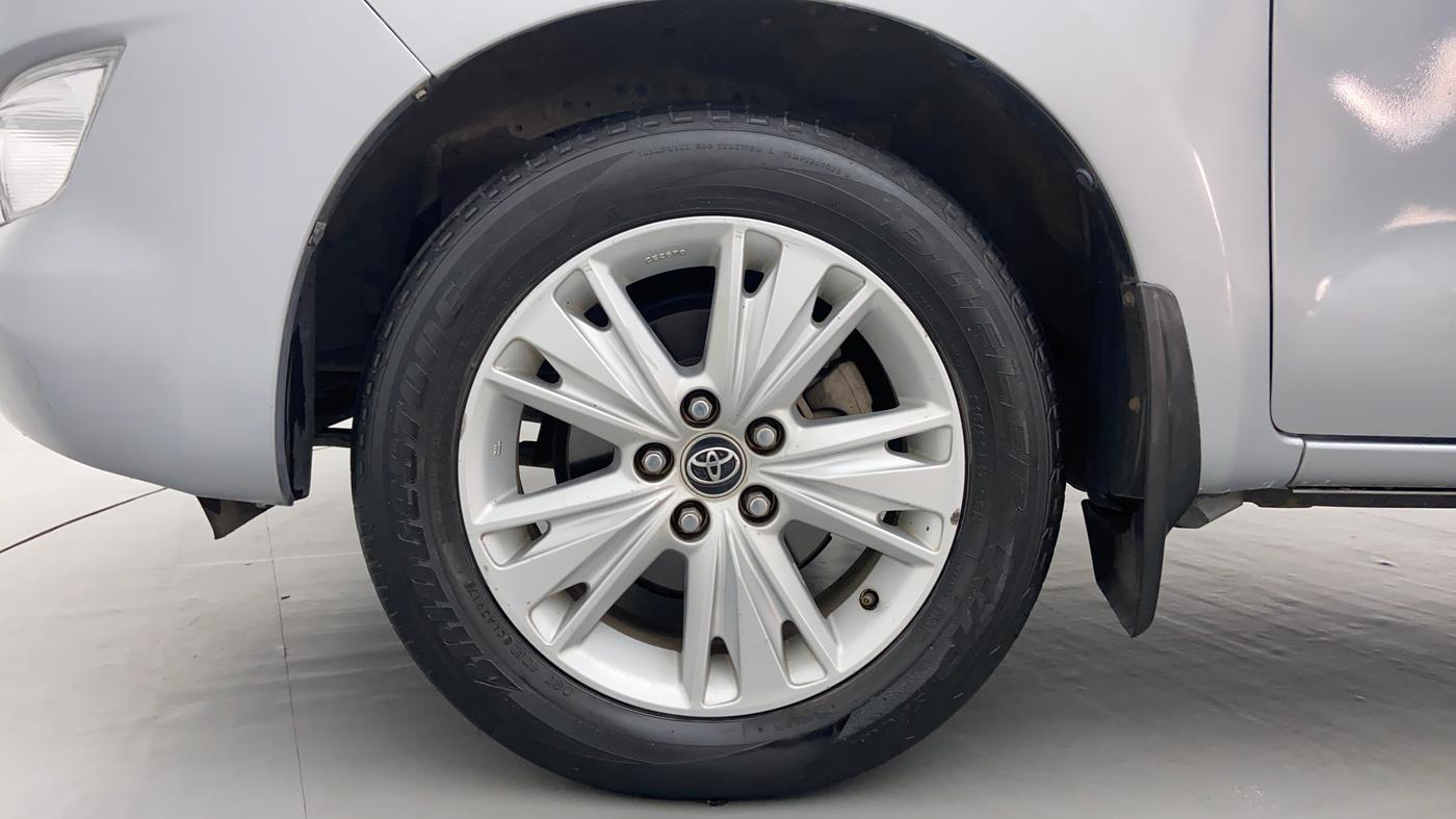 2016 Toyota Innova Crysta 2.8 ZX AT 7 STR, Diesel, Automatic, 1,63,636 km, Left Front Wheel