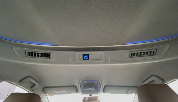 2016 Toyota Innova Crysta 2.8 ZX AT 7 STR, Diesel, Automatic, 1,63,636 km, Rear Ac