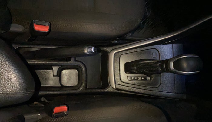 2022 Maruti BREZZA ZXI + AT SMART HYBRID, Petrol, Automatic, 30,104 km, Gear Lever