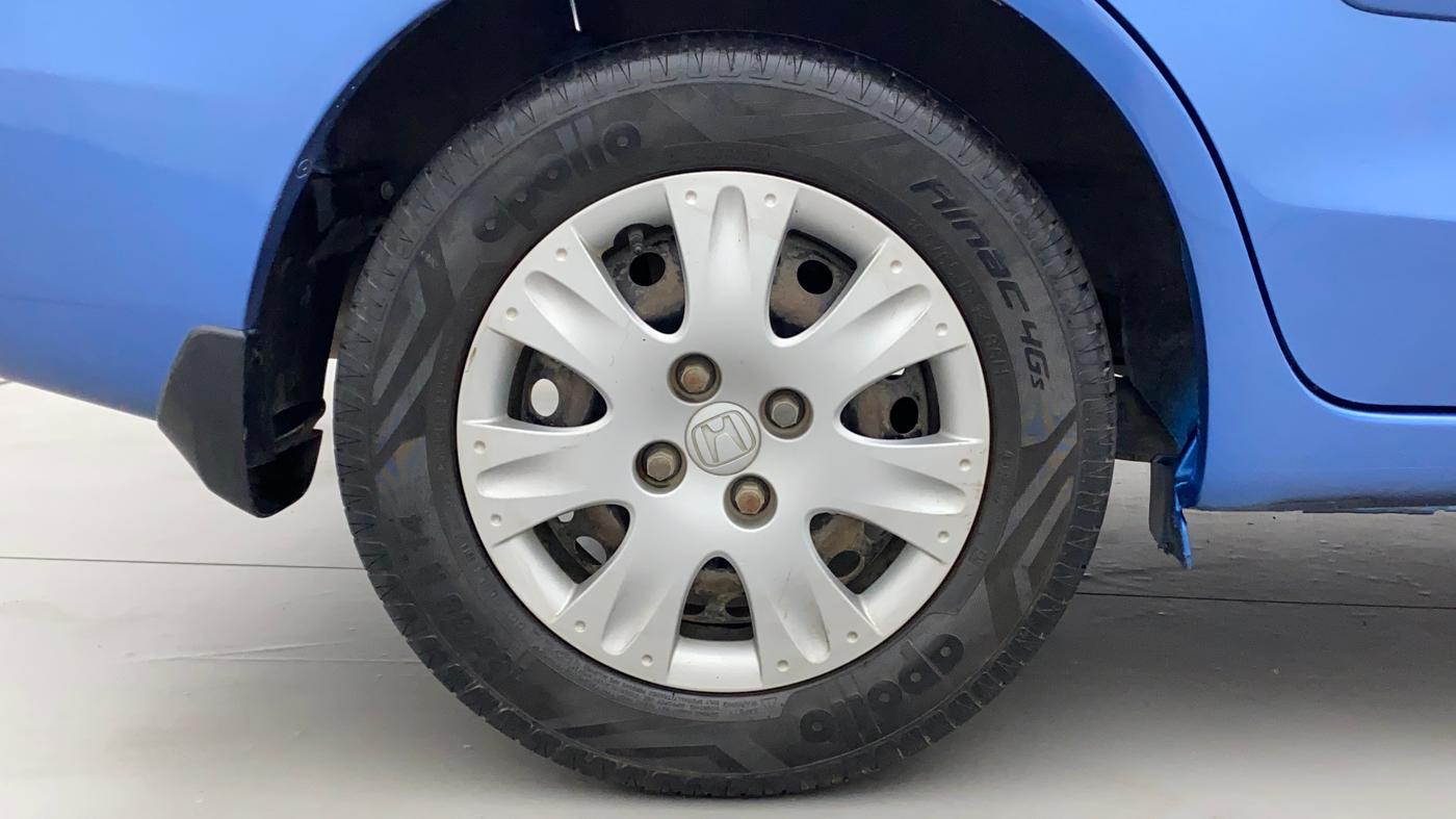 2013 Honda Amaze 1.2L I-VTEC S, Petrol, Manual, 76,275 km, Right Rear Wheel