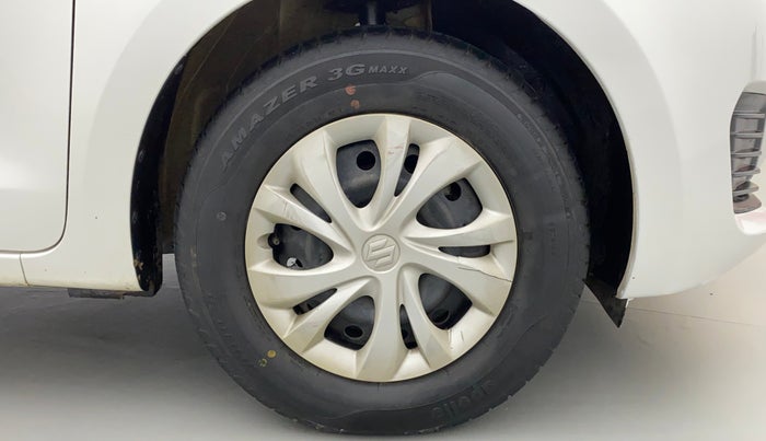 2018 Maruti Swift VXI AMT, Petrol, Automatic, 21,611 km, Right Front Wheel