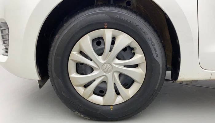 2018 Maruti Swift VXI AMT, Petrol, Automatic, 21,611 km, Left Front Wheel