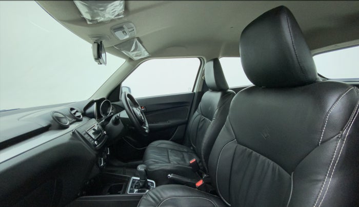 2018 Maruti Swift VXI AMT, Petrol, Automatic, 21,611 km, Right Side Front Door Cabin