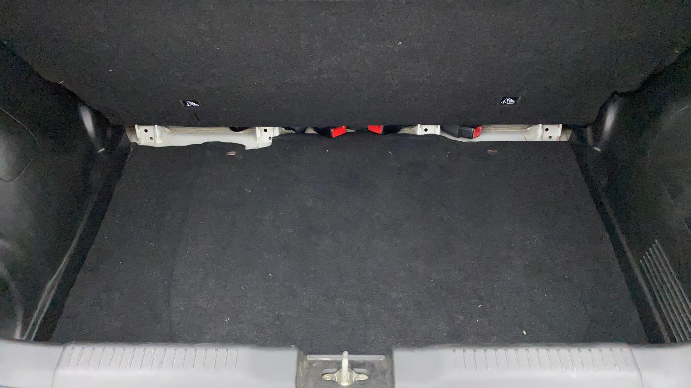 2018 Maruti Swift VXI AMT, Petrol, Automatic, 21,611 km, Boot Inside