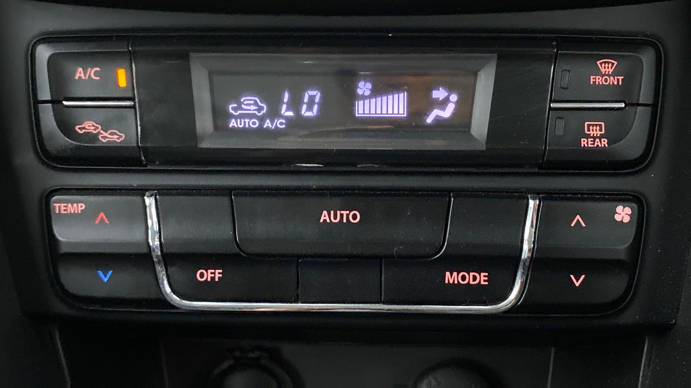2018 Maruti Vitara Brezza ZDI AMT, Diesel, Automatic, 82,713 km, Automatic Climate Control