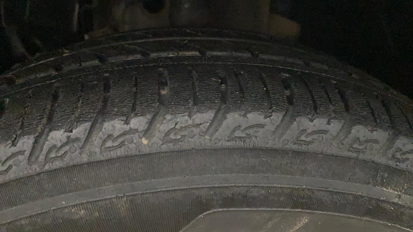 2022 Tata Tiago XT CNG, CNG, Manual, 50,251 km, Left Front Tyre Tread