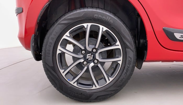 2022 Maruti Swift ZXI+ DUAL TONE , Petrol, Manual, 25,570 km, Right Rear Wheel