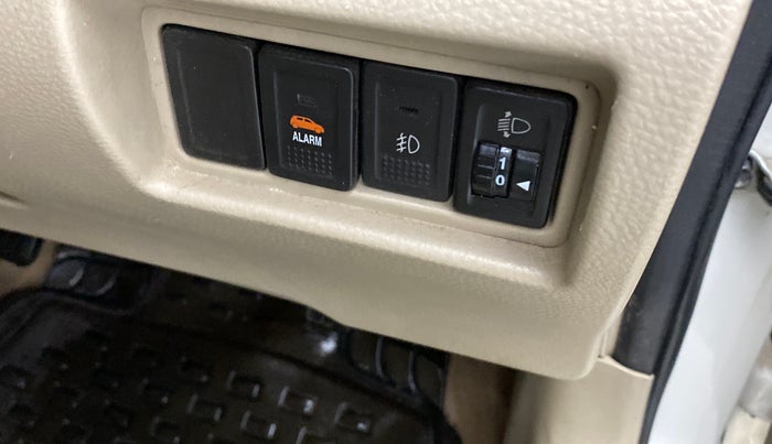 2016 Maruti Swift Dzire VXI, Petrol, Manual, 87,189 km, Dashboard - Headlight height adjustment not working