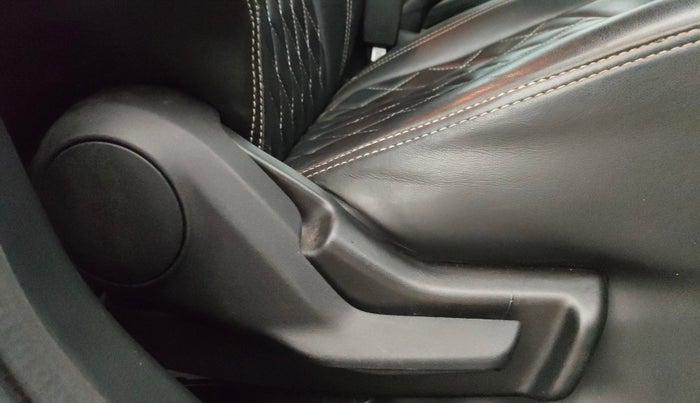 2023 Toyota Glanza S E-CNG, CNG, Manual, 46,540 km, Driver Side Adjustment Panel