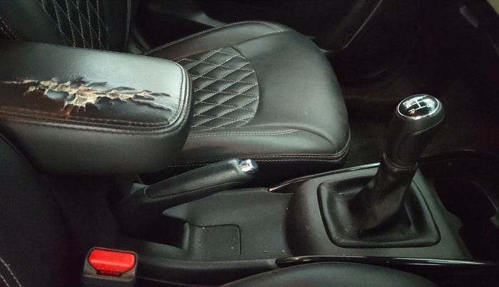 2023 Toyota Glanza S E-CNG, CNG, Manual, 46,540 km, Gear Lever