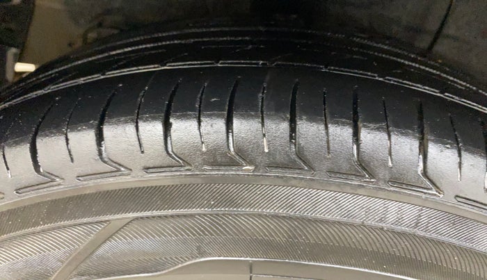 2018 Hyundai Grand i10 SPORTZ U2 1.2 CRDI, Diesel, Manual, 75,780 km, Right Rear Tyre Tread
