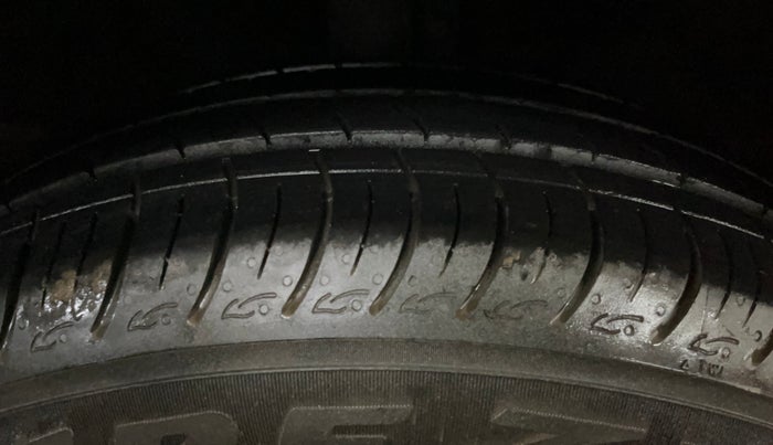 2021 Maruti Baleno SIGMA PETROL 1.2, Petrol, Manual, 25,794 km, Right Front Tyre Tread