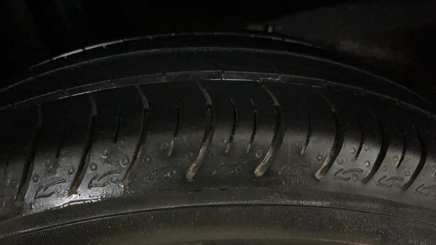 2021 Maruti Baleno SIGMA PETROL 1.2, Petrol, Manual, 25,861 km, Right Rear Tyre Tread