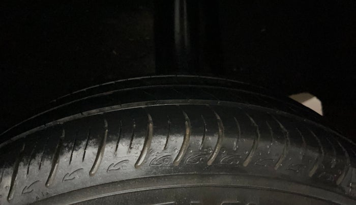 2021 Maruti Baleno SIGMA PETROL 1.2, Petrol, Manual, 25,794 km, Left Rear Tyre Tread