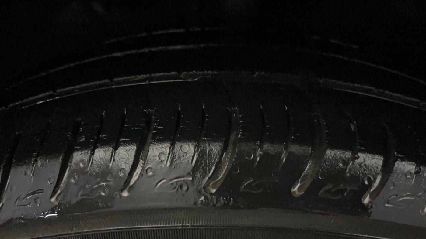 2021 Maruti Baleno SIGMA PETROL 1.2, Petrol, Manual, 25,861 km, Left Front Tyre Tread
