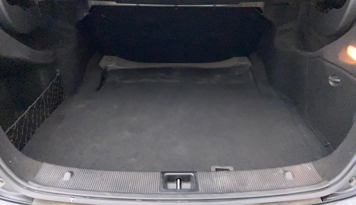 2012 Mercedes Benz C Class C 220 CDI CLASSIC, Diesel, Automatic, 46,397 km, Boot Inside
