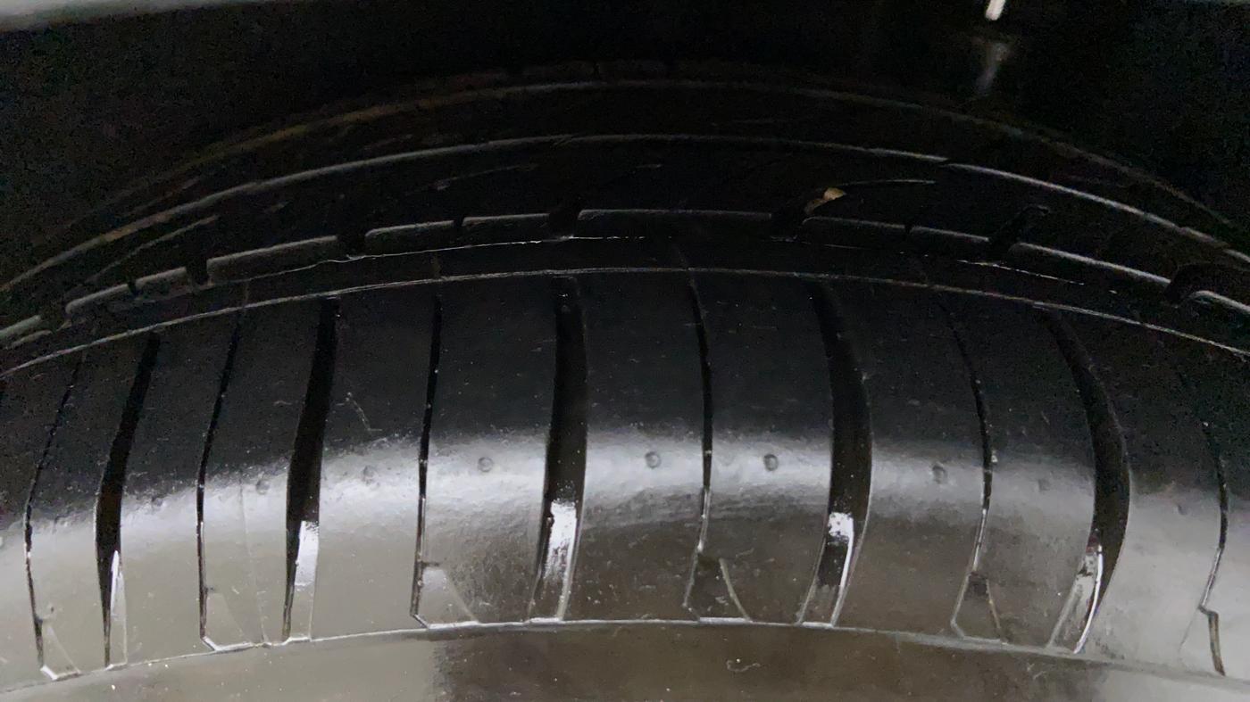 2012 Mercedes Benz C Class C 220 CDI CLASSIC, Diesel, Automatic, 46,397 km, Left Rear Tyre Tread