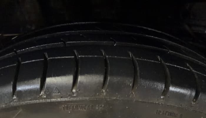 2022 Tata Tiago XZ PLUS CNG, CNG, Manual, 1,11,341 km, Right Rear Tyre Tread