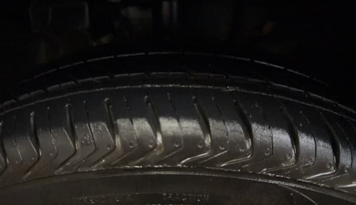2022 Tata Tiago XZ PLUS CNG, CNG, Manual, 1,11,341 km, Left Front Tyre Tread