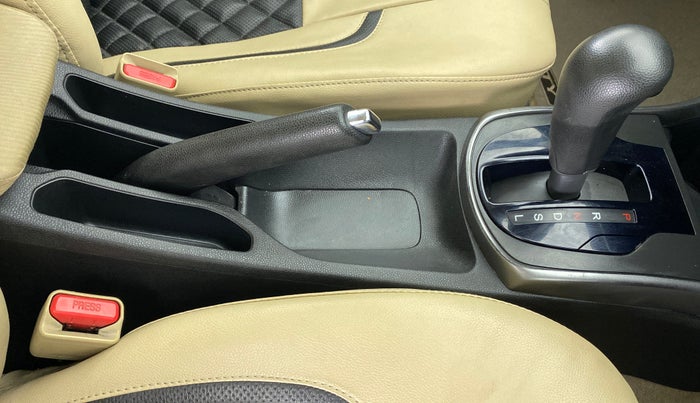 2015 Honda City SV CVT PETROL, Petrol, Automatic, 53,566 km, Gear Lever