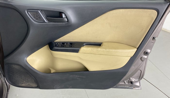 2015 Honda City SV CVT PETROL, Petrol, Automatic, 53,566 km, Driver Side Door Panels Control