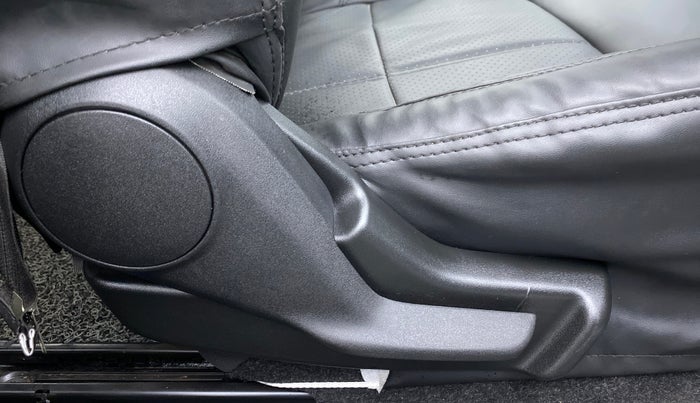 2022 Maruti Celerio VXI CNG D, CNG, Manual, 12,440 km, Driver Side Adjustment Panel