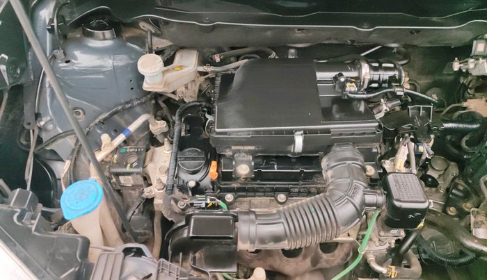 2022 Maruti XL6 ALPHA MT, Petrol, Manual, 35,183 km, Engine View - Right