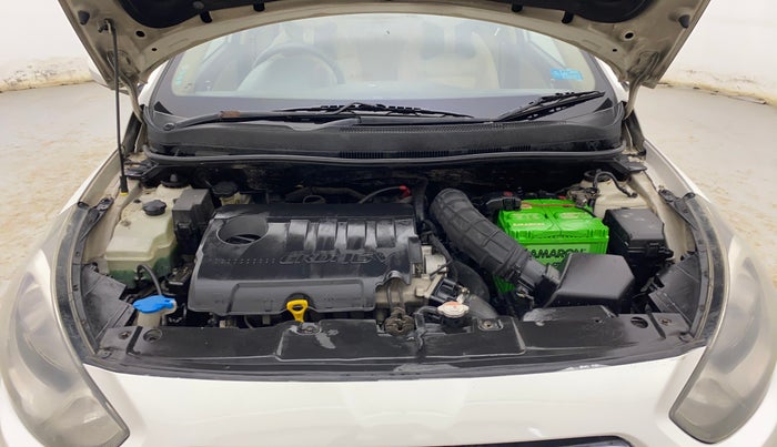 2014 Hyundai Verna FLUIDIC 1.4 CRDI CX, Diesel, Manual, 1,42,148 km, Engine View