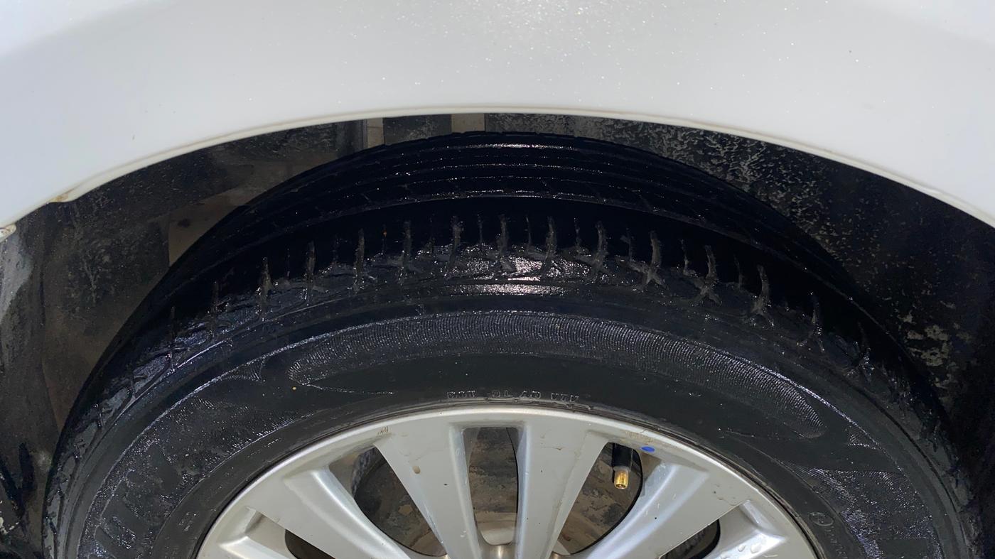2016 Maruti Ciaz ZXI, Petrol, Manual, 33,966 km, Right Rear Tyre Tread