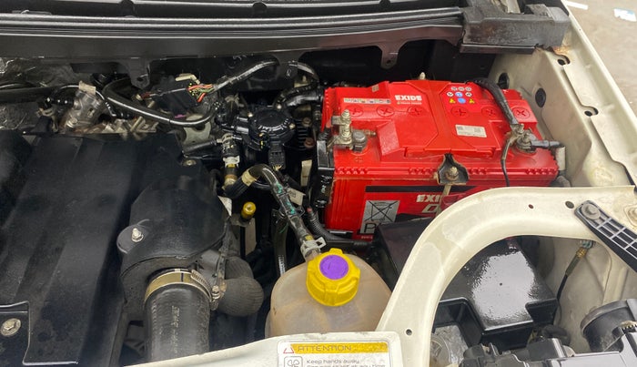 2017 Mahindra TUV300 T8 AMT, Diesel, Automatic, 55,159 km, Engine View - Left