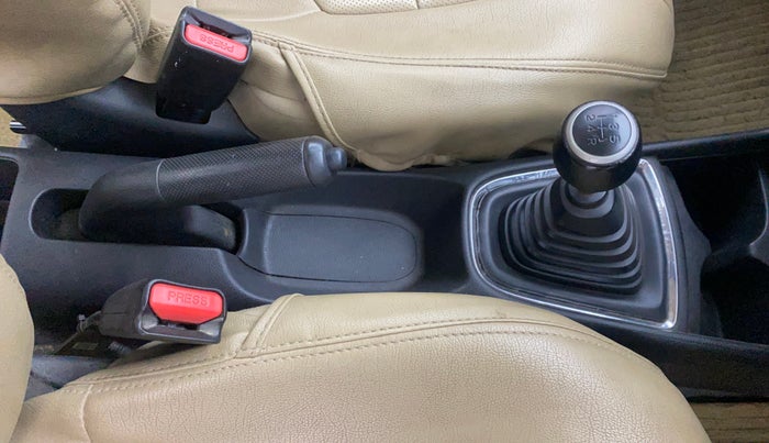 2018 Honda Amaze 1.2L I-VTEC V, Petrol, Manual, 1,27,049 km, Gear Lever