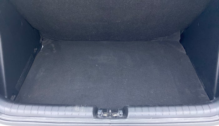 2021 Hyundai NEW I20 MAGNA 1.2 MT, Petrol, Manual, 11,540 km, Boot Inside