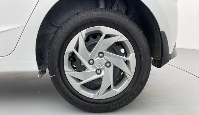 2021 Hyundai NEW I20 MAGNA 1.2 MT, Petrol, Manual, 11,540 km, Left Rear Wheel