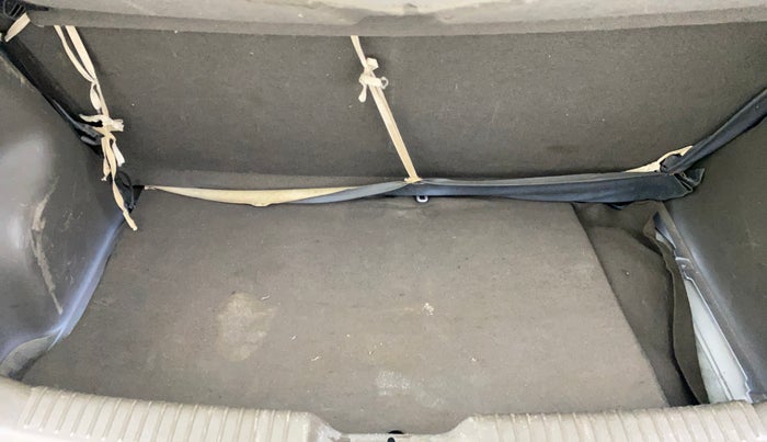 2013 Hyundai i10 MAGNA 1.2, Petrol, Manual, 59,554 km, Boot Inside