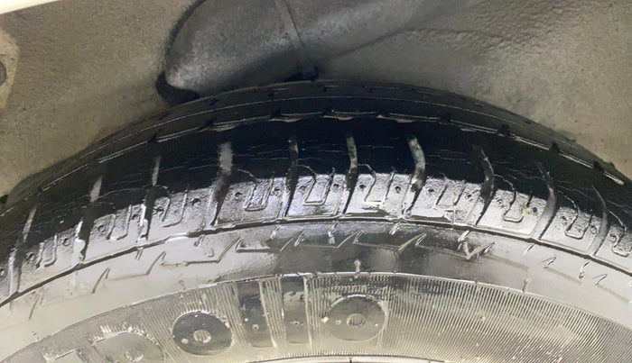 2013 Hyundai i10 MAGNA 1.2, Petrol, Manual, 59,554 km, Left Rear Tyre Tread