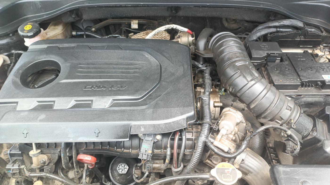 2022 KIA SONET HTX 1.5, Diesel, Manual, 54,896 km, Engine View