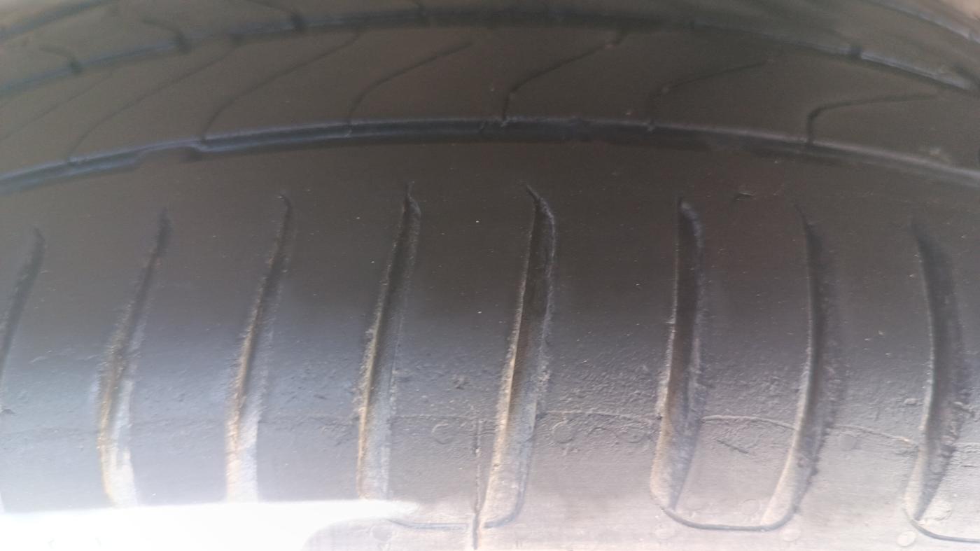 2022 KIA SONET HTX 1.5, Diesel, Manual, 54,896 km, Left Rear Tyre Tread