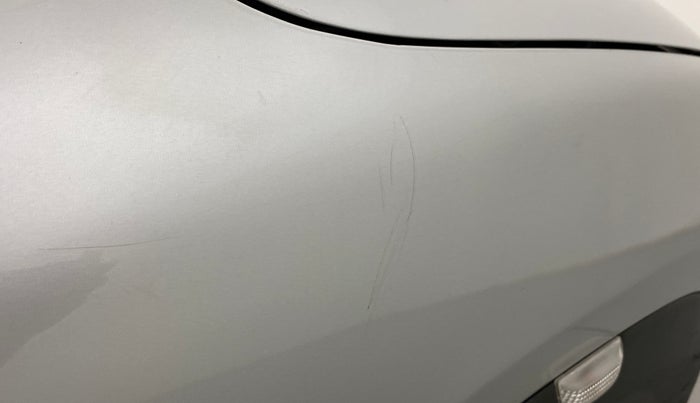 2022 Renault Kwid RXL 1.0, Petrol, Manual, 7,349 km, Right fender - Minor scratches