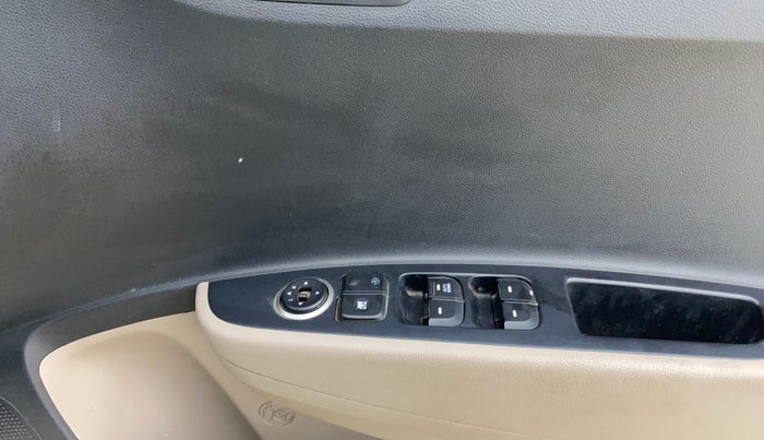 2018 Hyundai Grand i10 MAGNA 1.2 KAPPA VTVT, Petrol, Manual, 44,219 km, Driver Side Door Panels Control