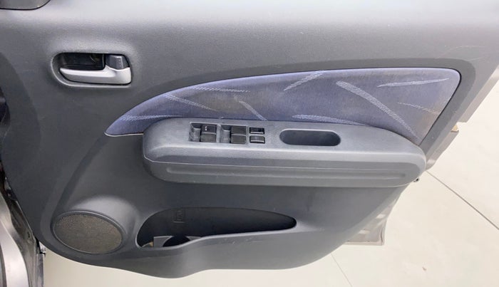 2011 Maruti Ritz VXI, Petrol, Manual, 74,331 km, Driver Side Door Panels Control