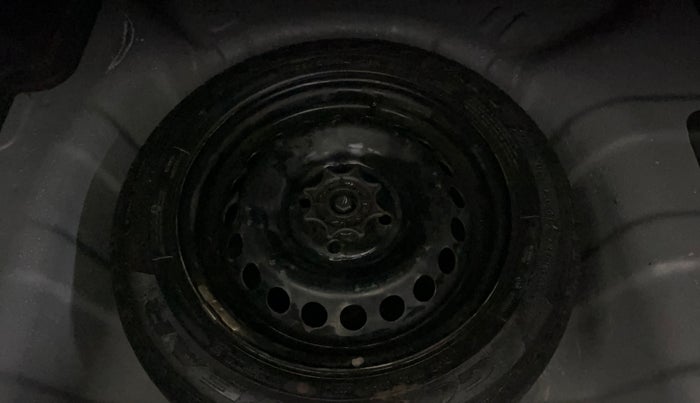 2018 Hyundai Xcent E+, Petrol, Manual, 67,143 km, Spare Tyre