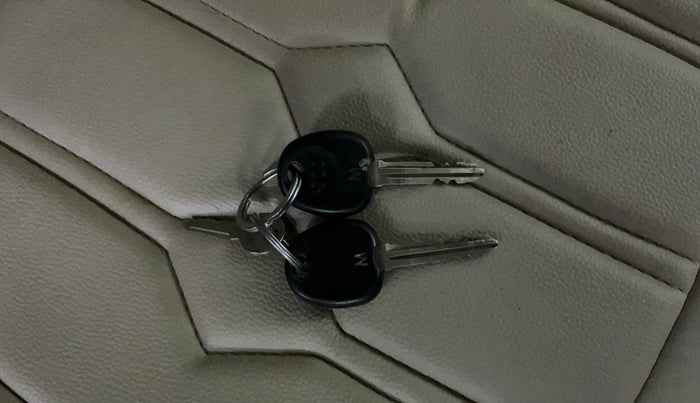 2018 Hyundai Xcent E+, Petrol, Manual, 67,143 km, Key Close Up