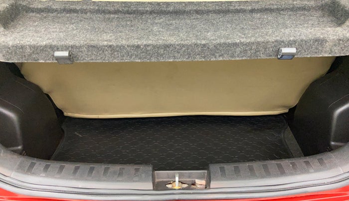 2012 Maruti Swift VXI D, Petrol, Manual, 37,366 km, Boot Inside View