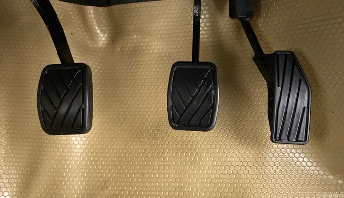 2020 Maruti Dzire ZXI Plus, Petrol, Manual, 25,042 km, Pedals