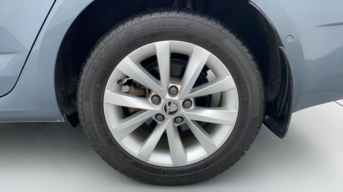 2018 Skoda Octavia LK 1.8 TSI AT, Petrol, Automatic, 8,162 km, Left Rear Wheel