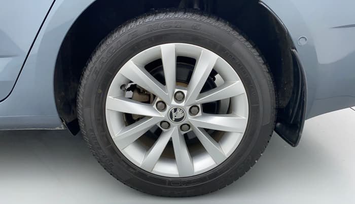2018 Skoda Octavia LK 1.8 TSI AT, Petrol, Automatic, 8,162 km, Left Rear Wheel