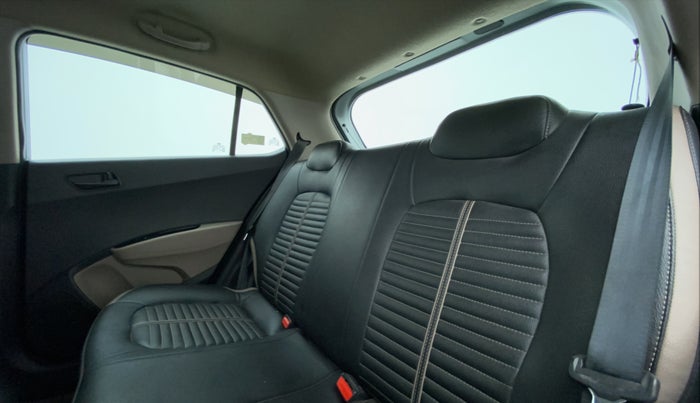 2019 Hyundai Grand i10 MAGNA 1.2 KAPPA VTVT, Petrol, Manual, 21,284 km, Right Side Rear Door Cabin