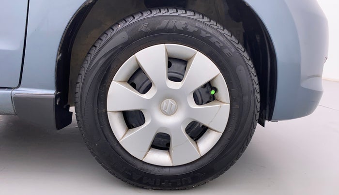2011 Maruti A Star VXI ABS AT, Petrol, Automatic, 35,759 km, Right Front Wheel