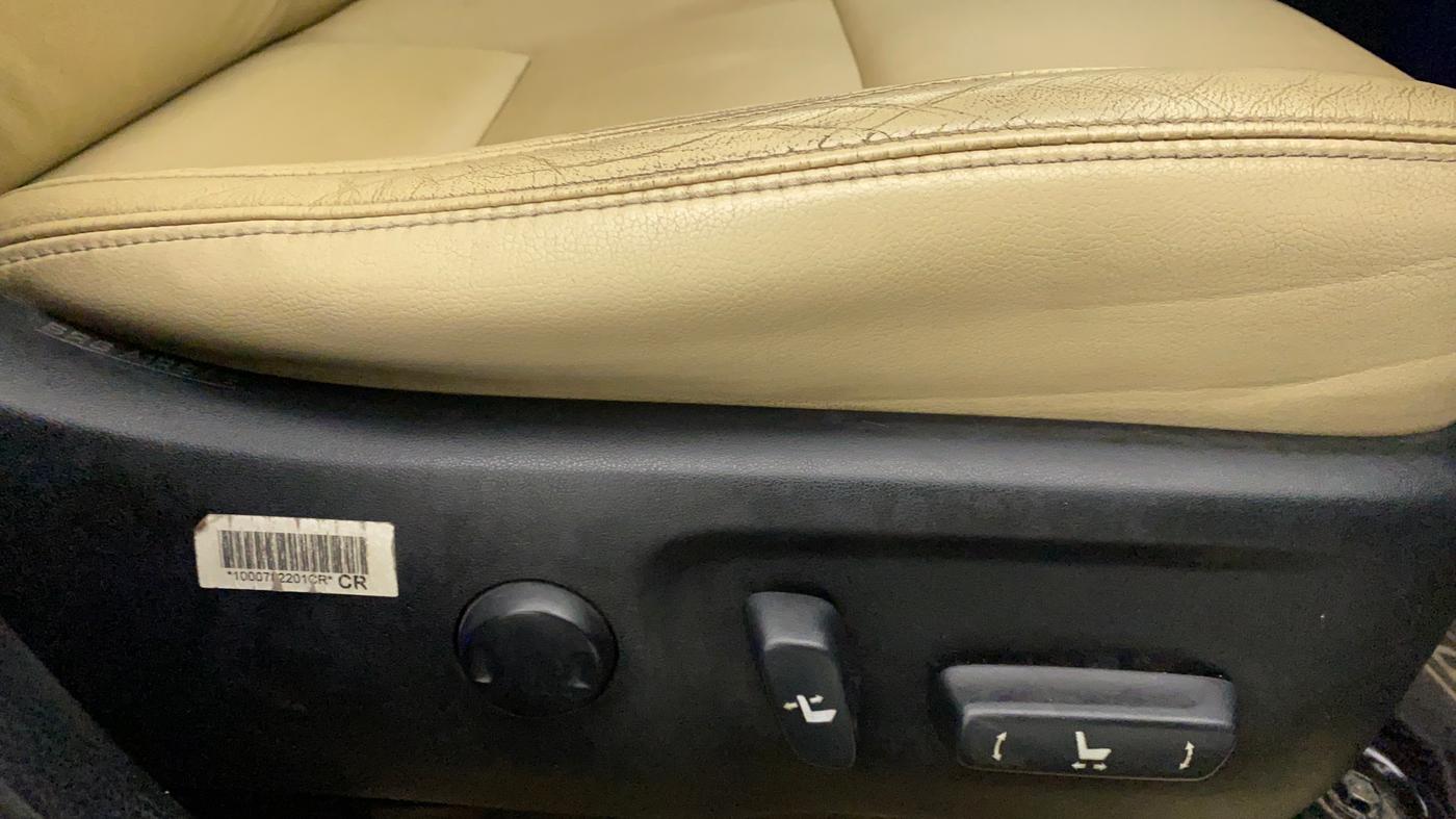 2018 Toyota Corolla Altis VL CVT PETROL, Petrol, Automatic, 74,502 km, Driver Side Adjustment Panel
